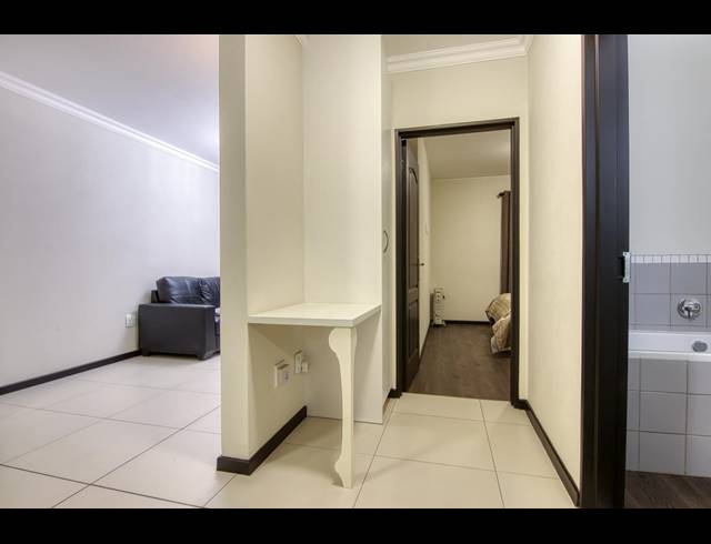 2 BEDROOM APARTMENT RENTED IN RIVONIA